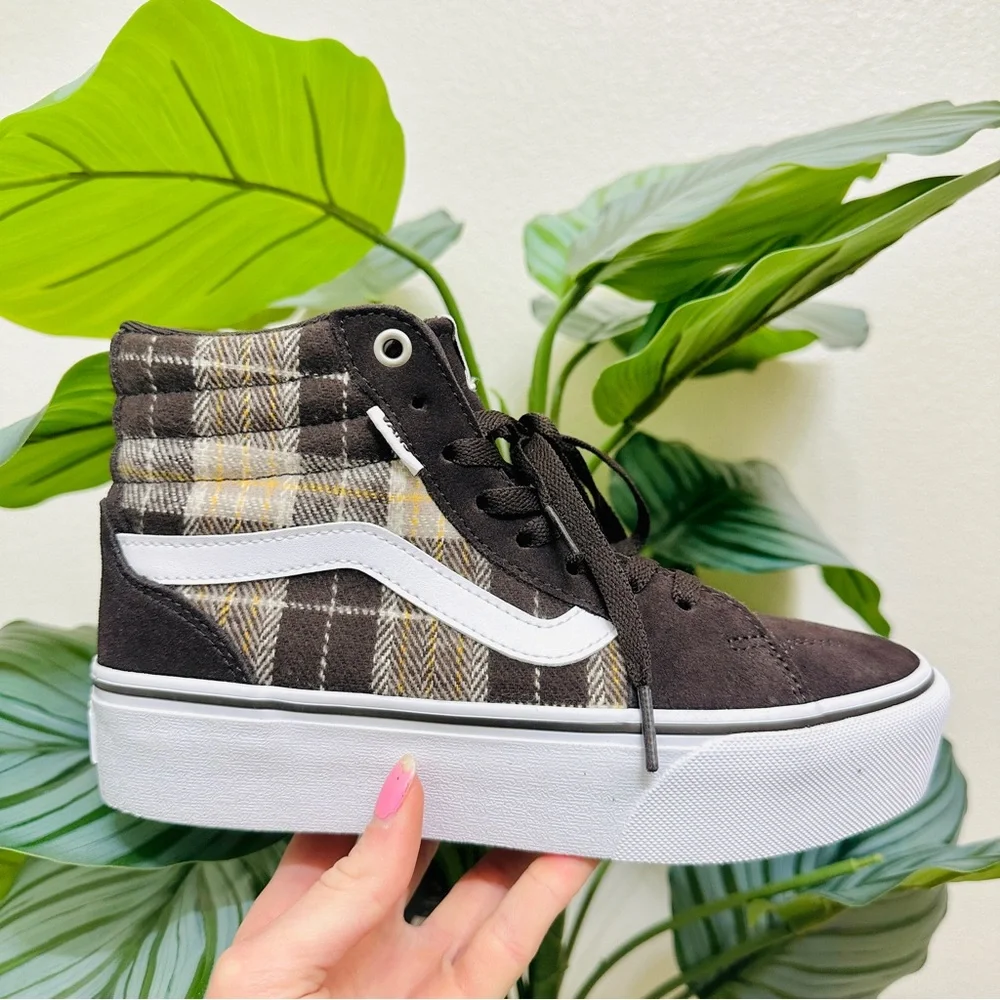 🍂NEW🤎 Vans Filmore High Plaid Brown Platform Sneakers - Picture 1 of 7